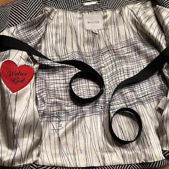 WALTER BY WALTER BAKER Tweed Crop Suit Jacket - Picture 2 of 8